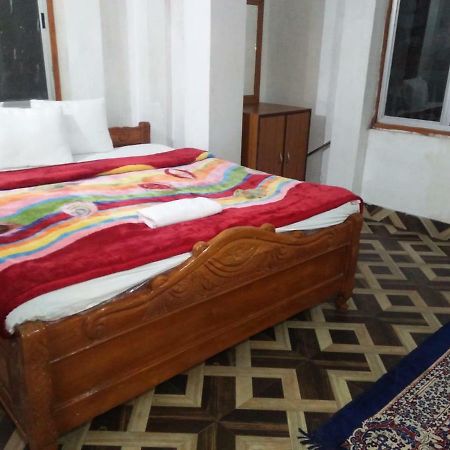 Nirala Guest House Дарджилинг Экстерьер фото