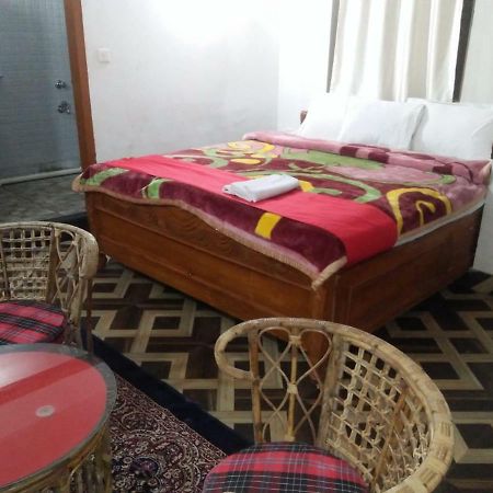 Nirala Guest House Дарджилинг Экстерьер фото