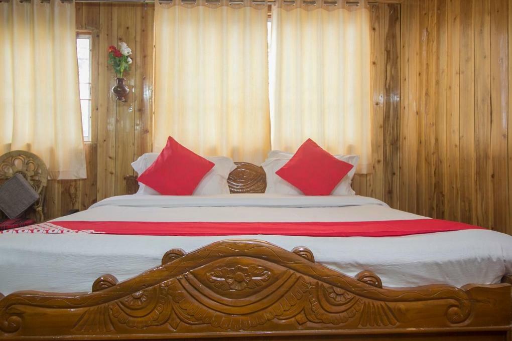 Nirala Guest House Дарджилинг Экстерьер фото