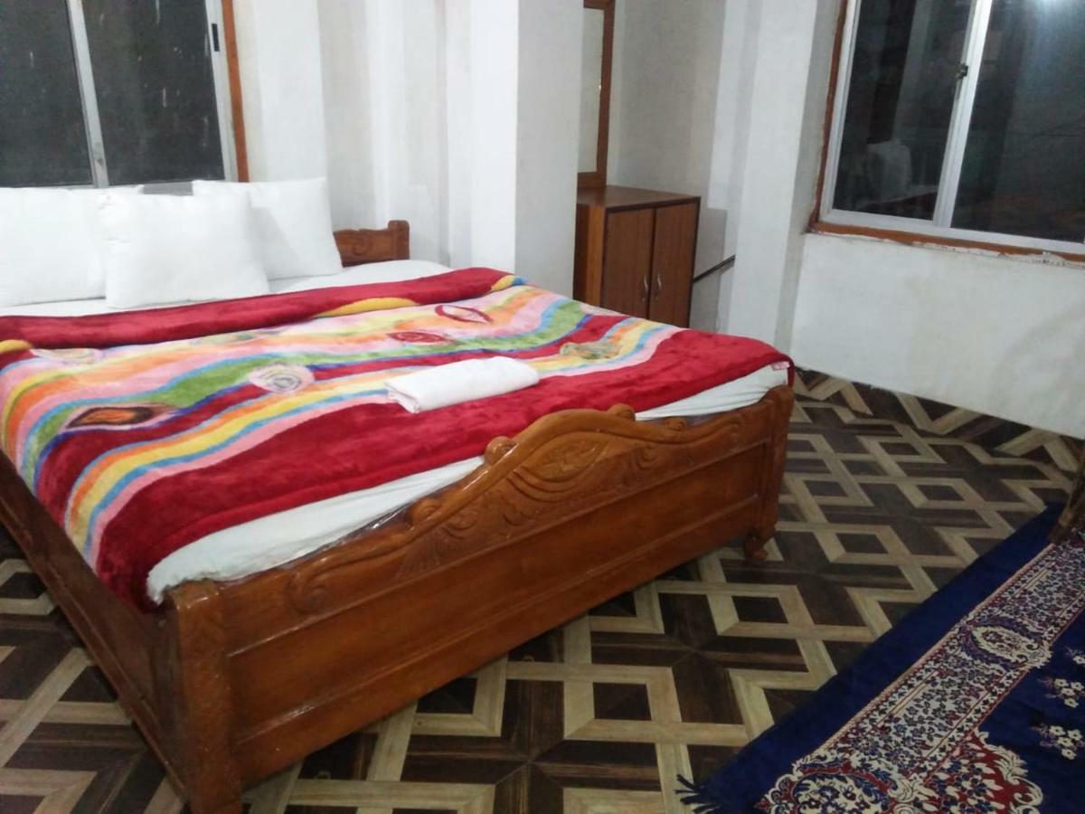 Nirala Guest House Дарджилинг Экстерьер фото