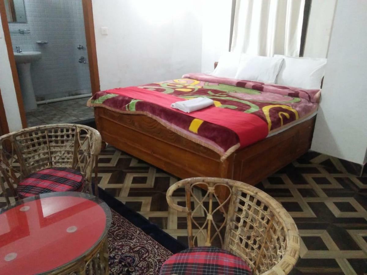 Nirala Guest House Дарджилинг Экстерьер фото